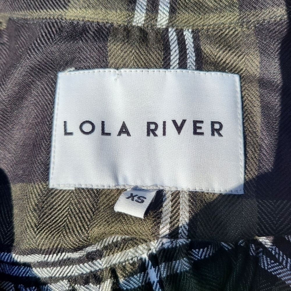 Lola River Soft Over-sized Plaid Button-down Shirt, Size Extra Small - Picture 8 of 9